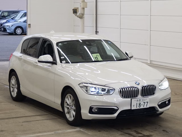 BMW 1-SERIES