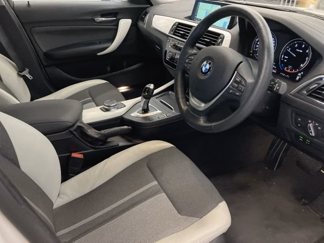 BMW 1-SERIES