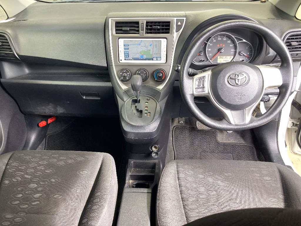 TOYOTA RACTIS