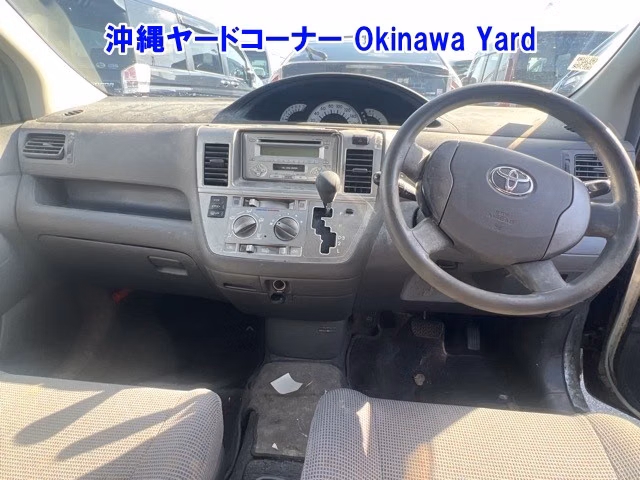 TOYOTA RAUM
