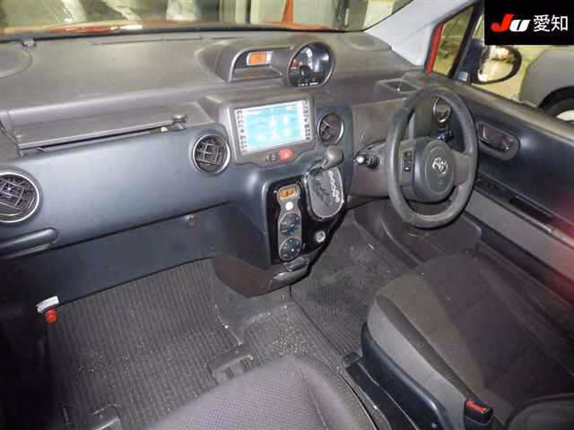 TOYOTA SPADE