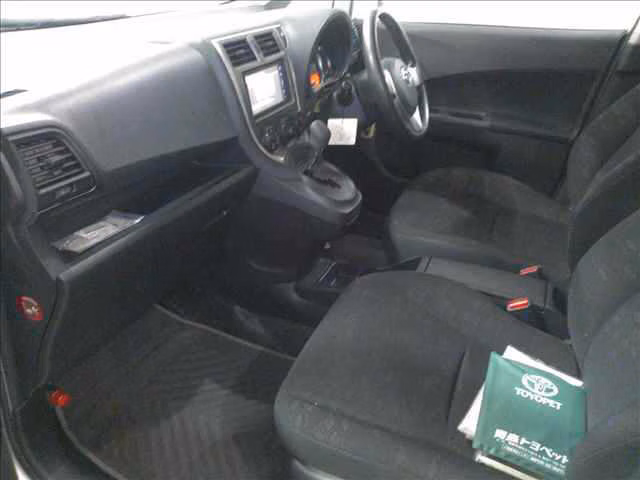 TOYOTA RACTIS