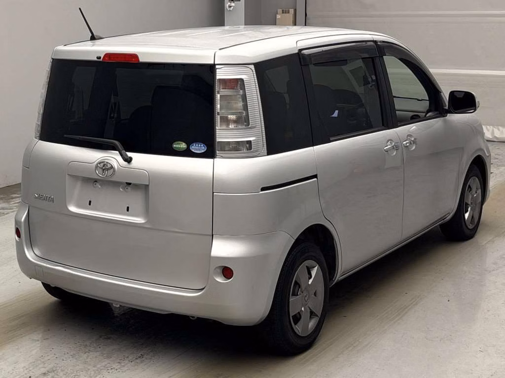 TOYOTA SIENTA