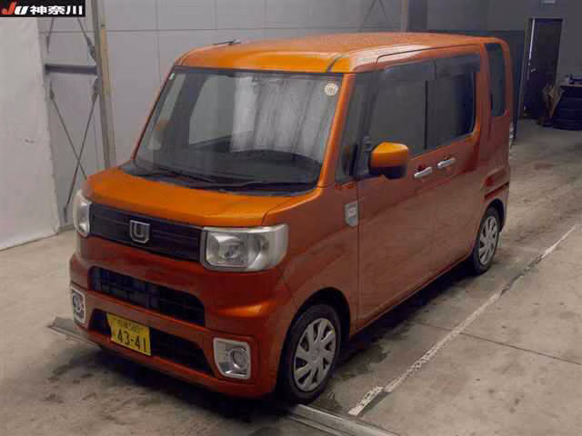 DAIHATSU WAKE