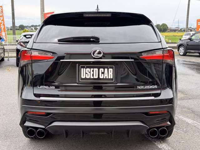 Lexus NX200t