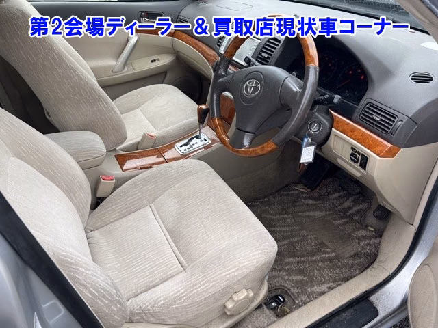 TOYOTA PREMIO