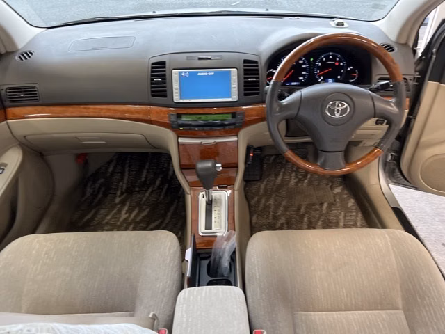 TOYOTA PREMIO