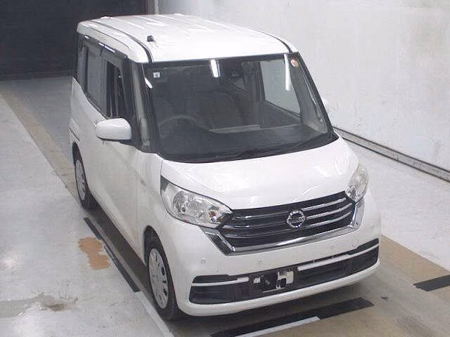 Nissan DAYZ Roox