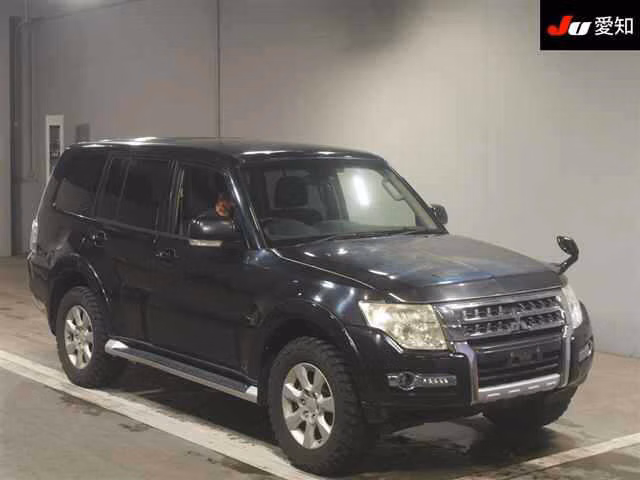 MITSUBISHI PAJERO