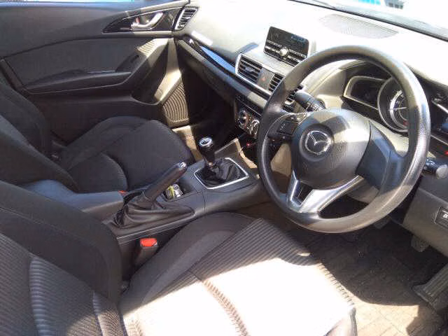 MAZDA AXELA