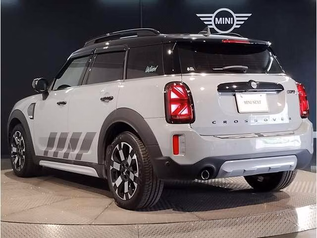 MINI CROSSOVER