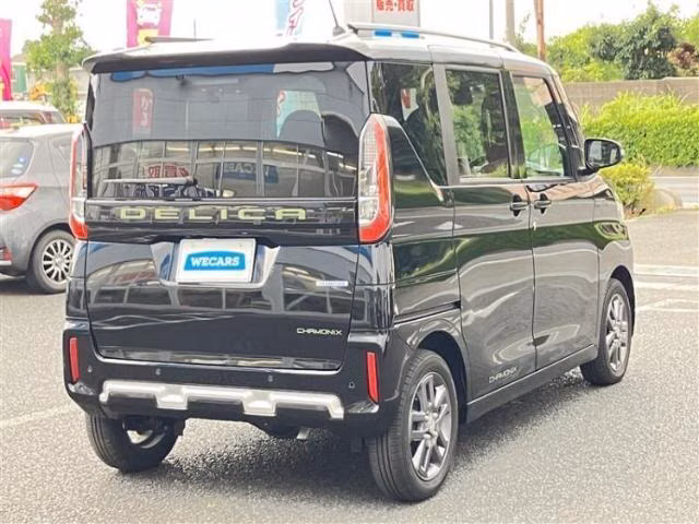 MITSUBISHI DELICA MINI