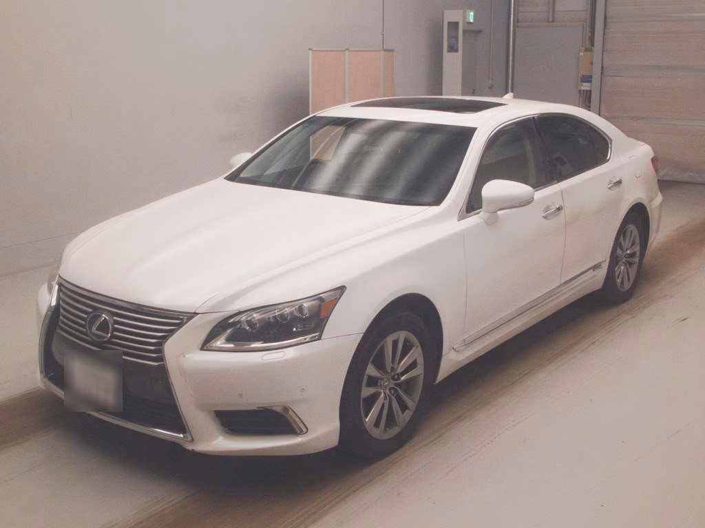Lexus LS600h
