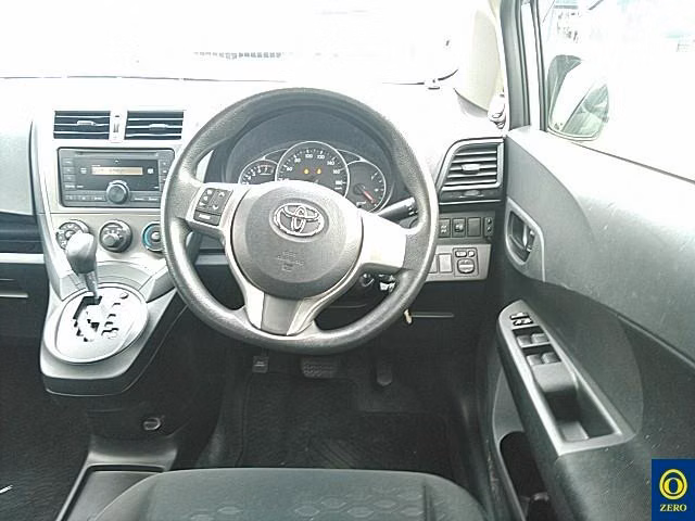 TOYOTA RACTIS