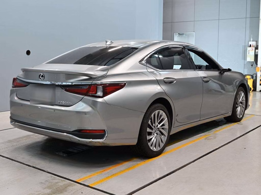 Lexus ES300h