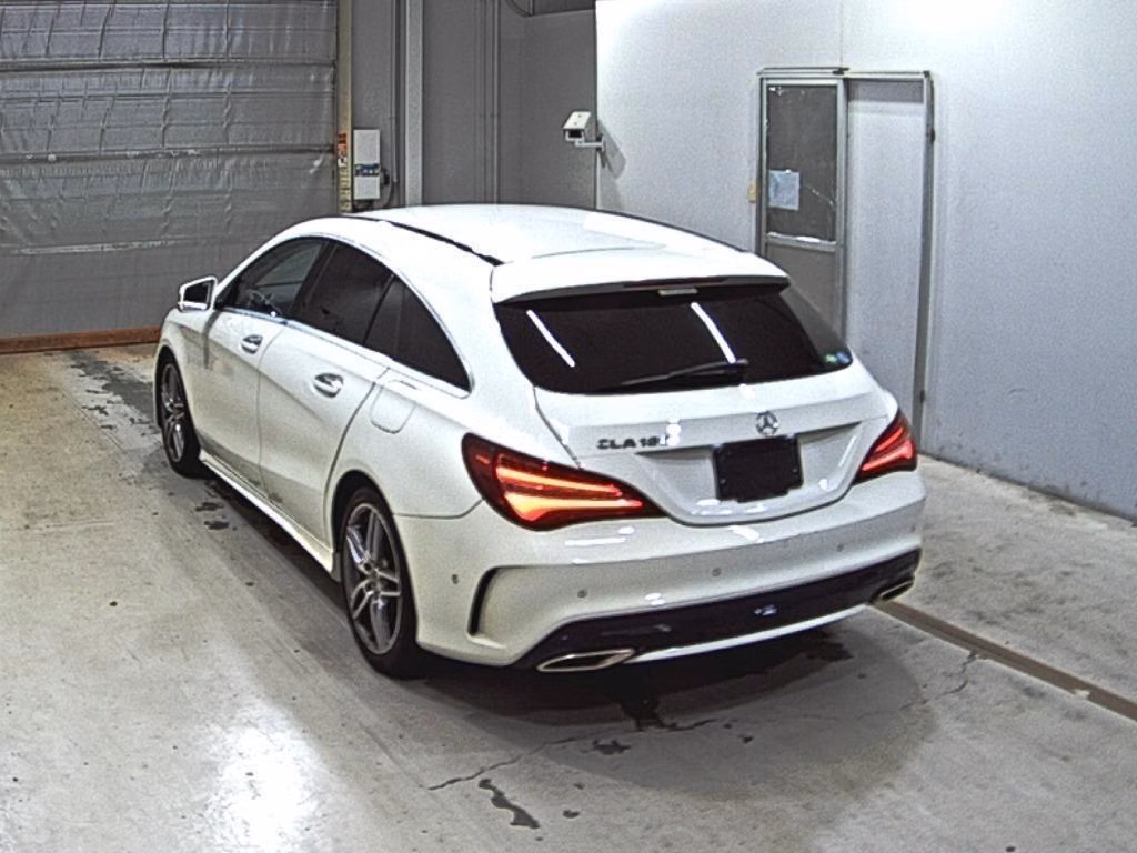MERCEDES-BENZ CLA-CLASS