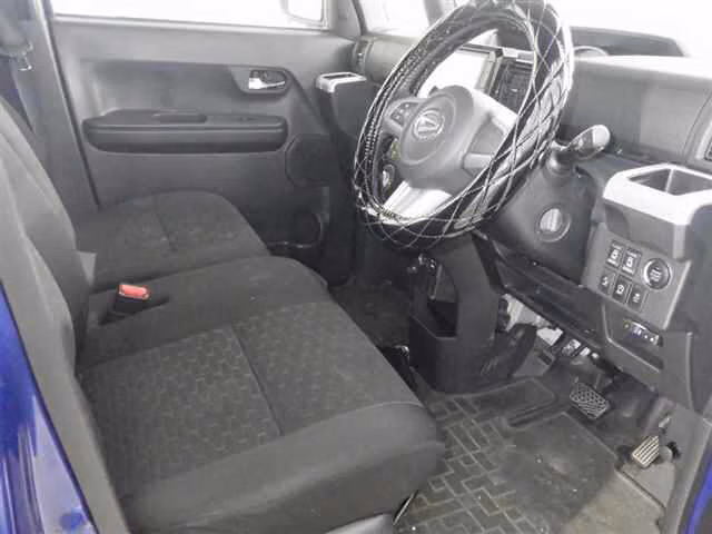 DAIHATSU WAKE