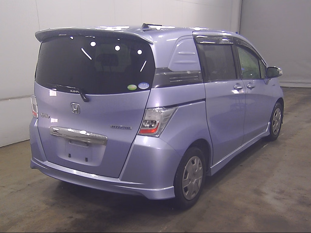 HONDA FREED SPIKE