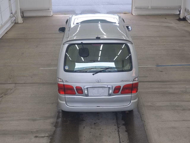 TOYOTA GRANVIA