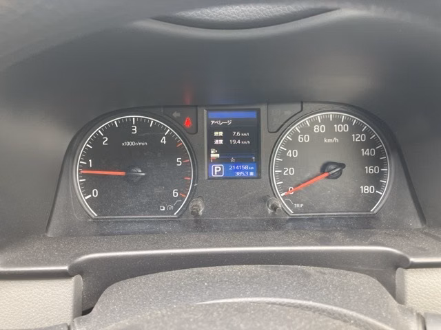 NISSAN NV350 CARAVAN