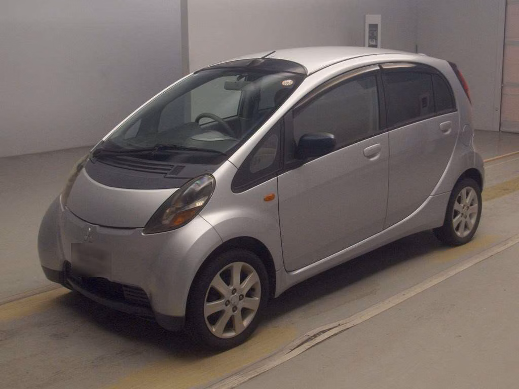 MITSUBISHI I