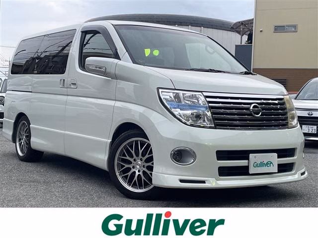 NISSAN ELGRAND