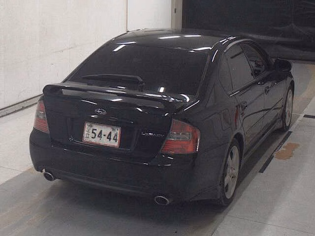 SUBARU LEGACY B4