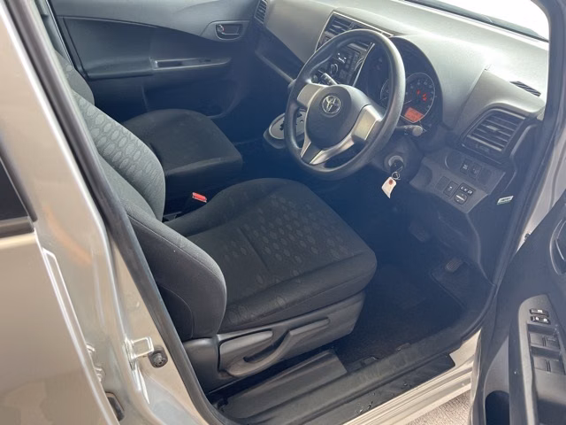TOYOTA RACTIS