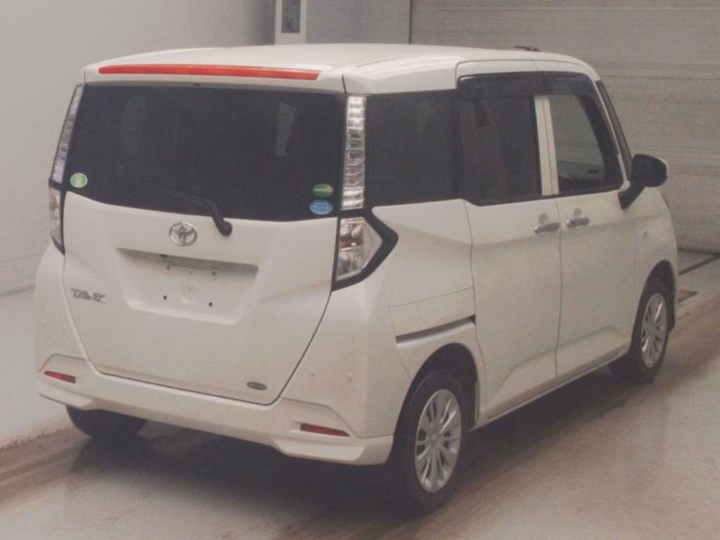 TOYOTA TANK