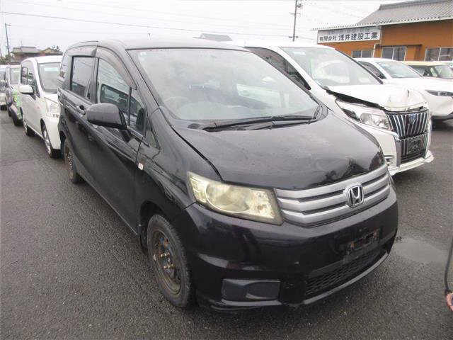 HONDA FREED SPIKE