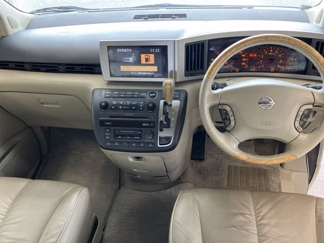 NISSAN ELGRAND