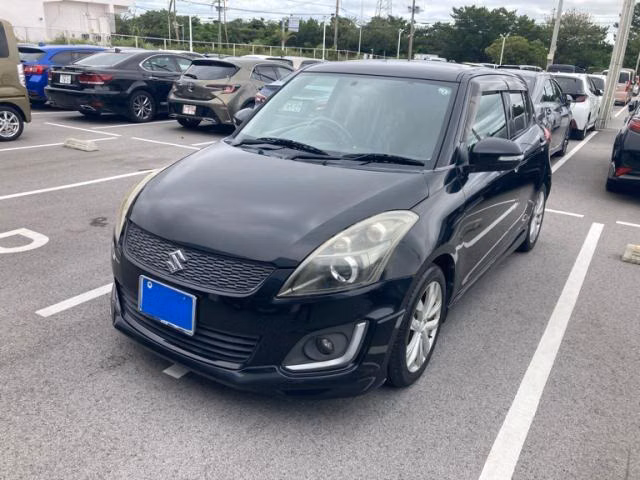 SUZUKI SWIFT