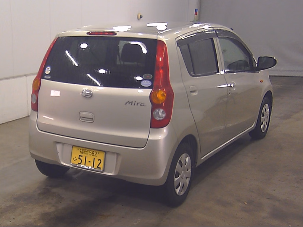 DAIHATSU MIRA