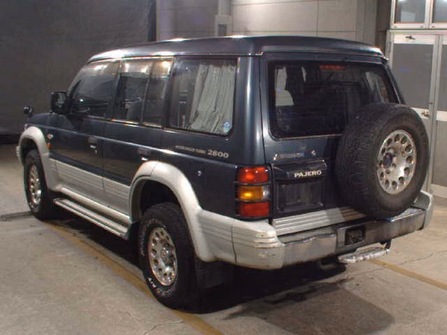 MITSUBISHI PAJERO