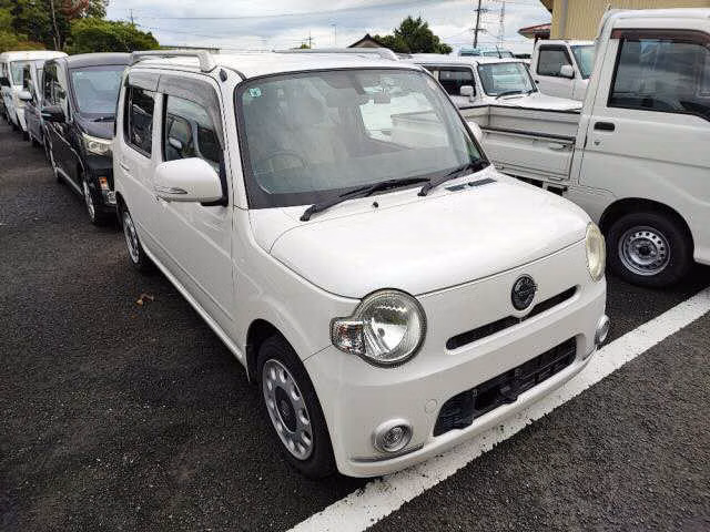 DAIHATSU MIRA COCOA