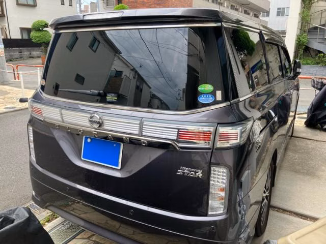 Nissan Elgrand
