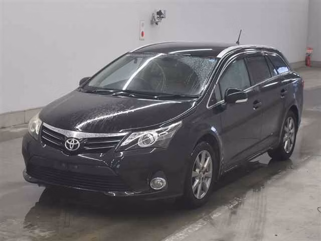 TOYOTA AVENSIS