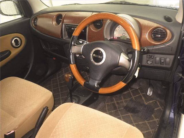DAIHATSU MIRA GINO