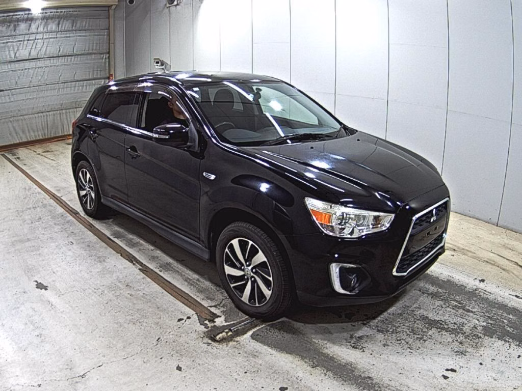 MITSUBISHI RVR