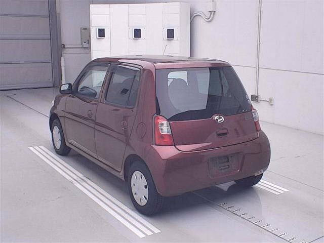 DAIHATSU ESSE
