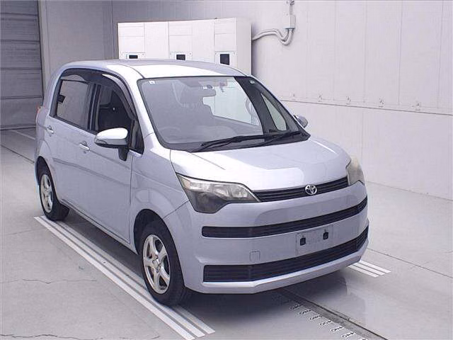 TOYOTA SPADE