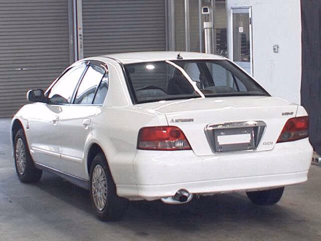Mitsubishi Galant