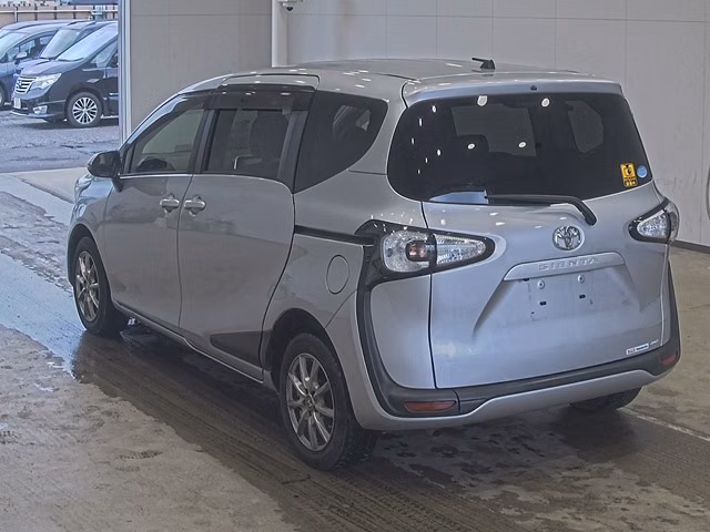 TOYOTA SIENTA