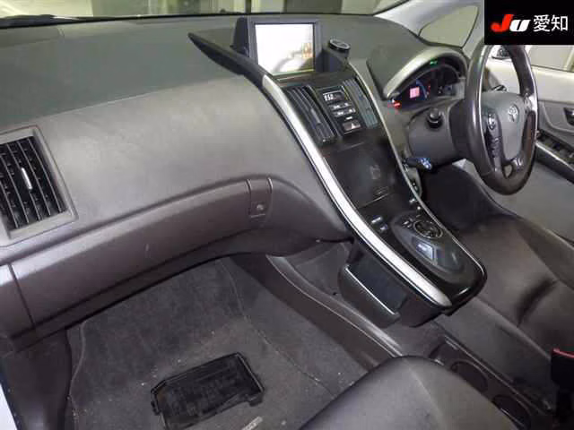 TOYOTA SAI