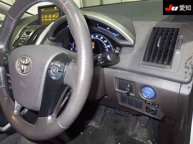 TOYOTA SAI