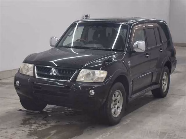 MITSUBISHI PAJERO