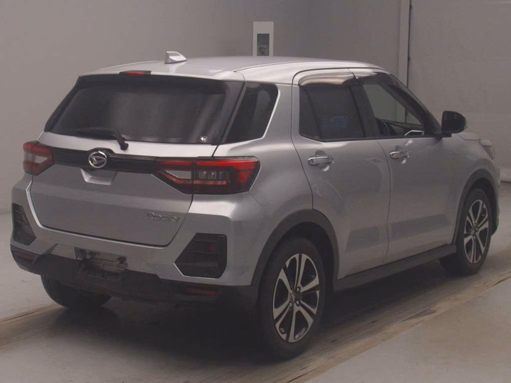 DAIHATSU ROCKY