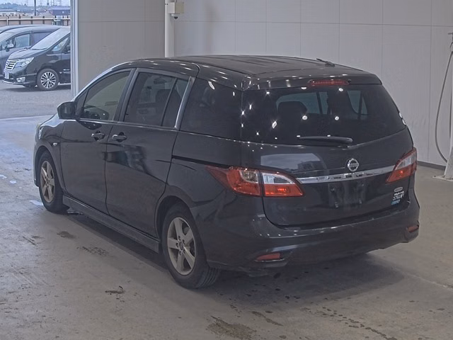 NISSAN LAFESTA