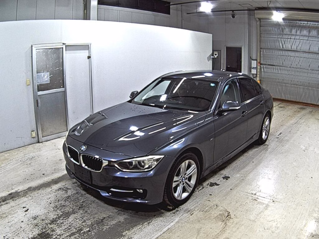 BMW 3-SERIES