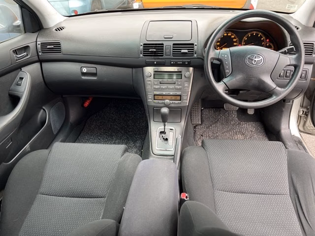TOYOTA AVENSIS